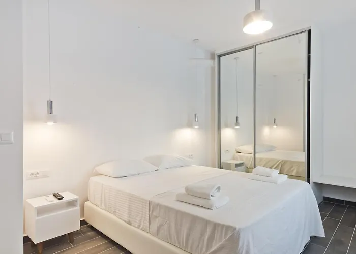 Helios 1 كارباثوس